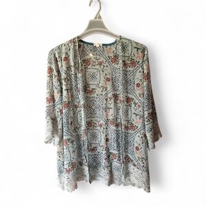 Floral Lace Women's Cape